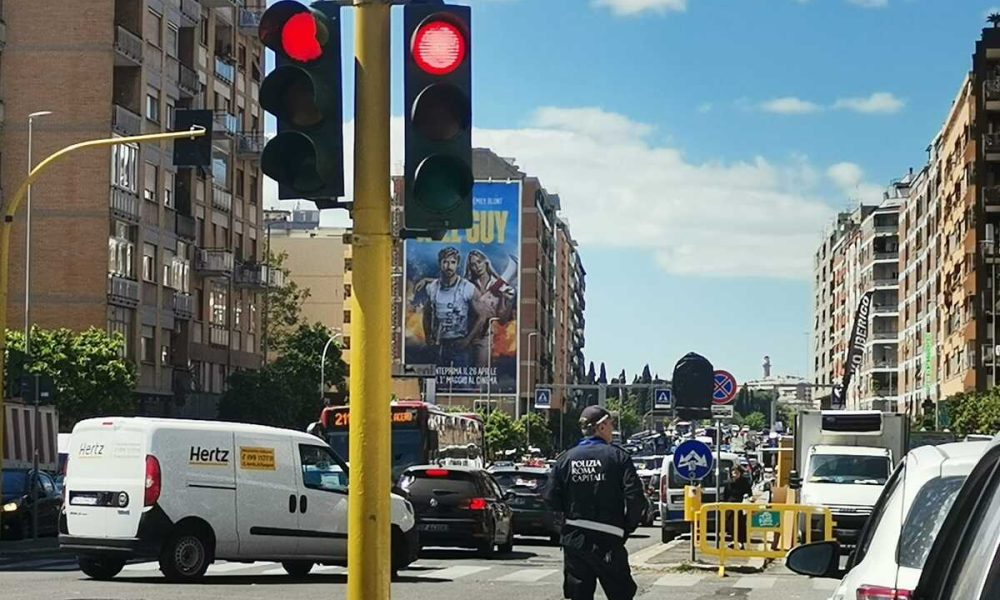 Ma è normale chiudere via Tiburtina per lo street food?