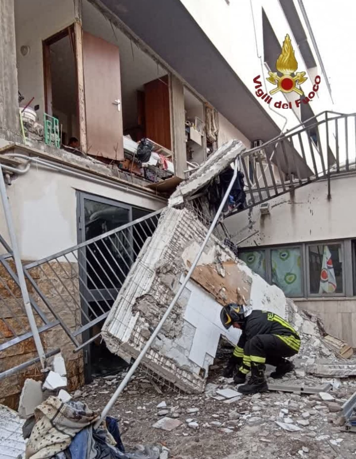 Tragedia a Torre Angela: Esplode una Palazzina